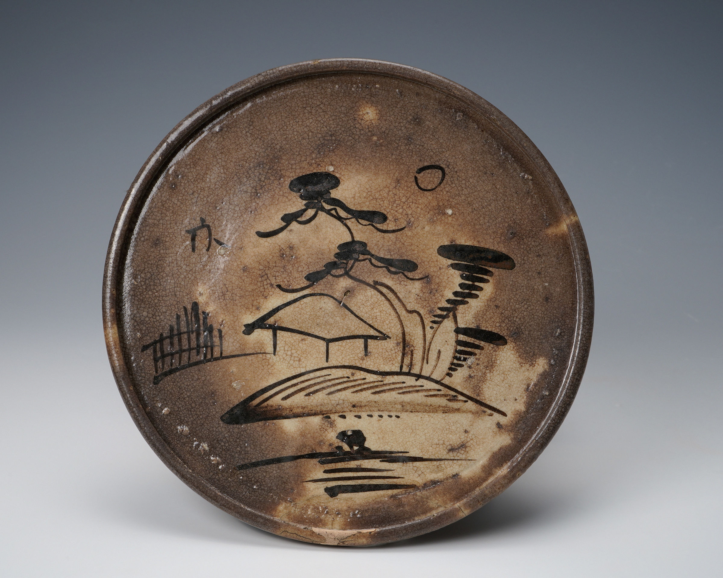 Seto oil lamp plate with iron painted landscape 瀬戸皿 鉄絵山水