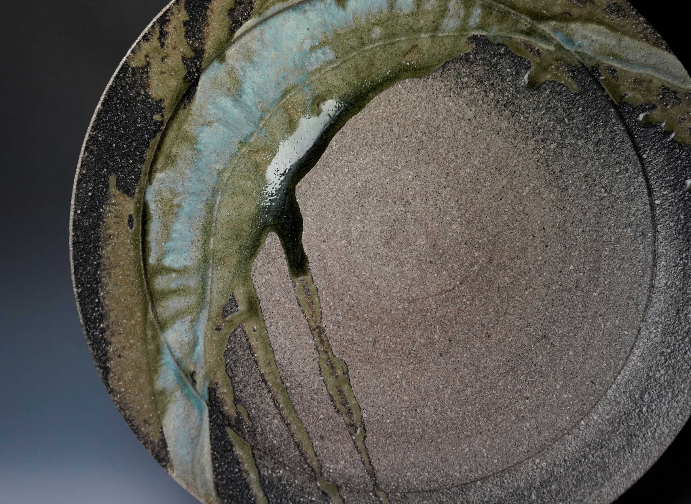 Takeuchi Kimiaki 竹内公明, Large Tokoname Plate 灰釉大皿2 | Dai