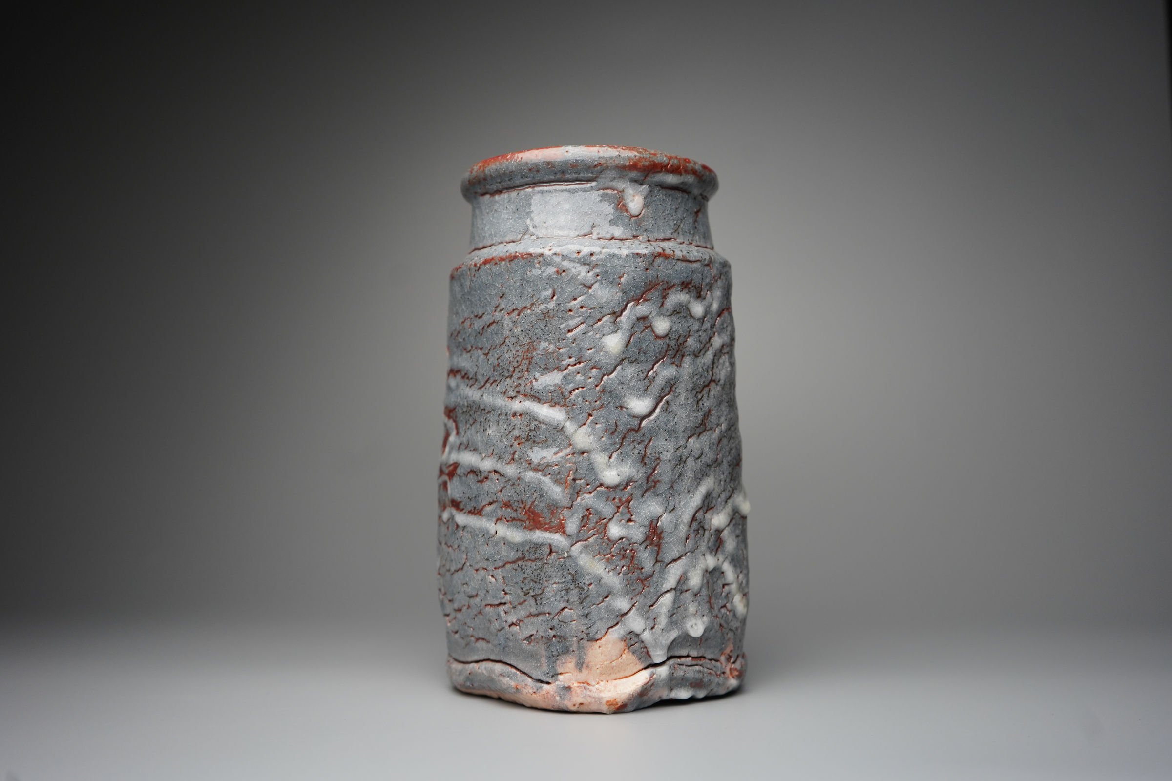 Japanese Vintage Vase 1860~70 幕末_花器_東北窯 Wakao Toshisada 若尾利貞, Gray Shino 
