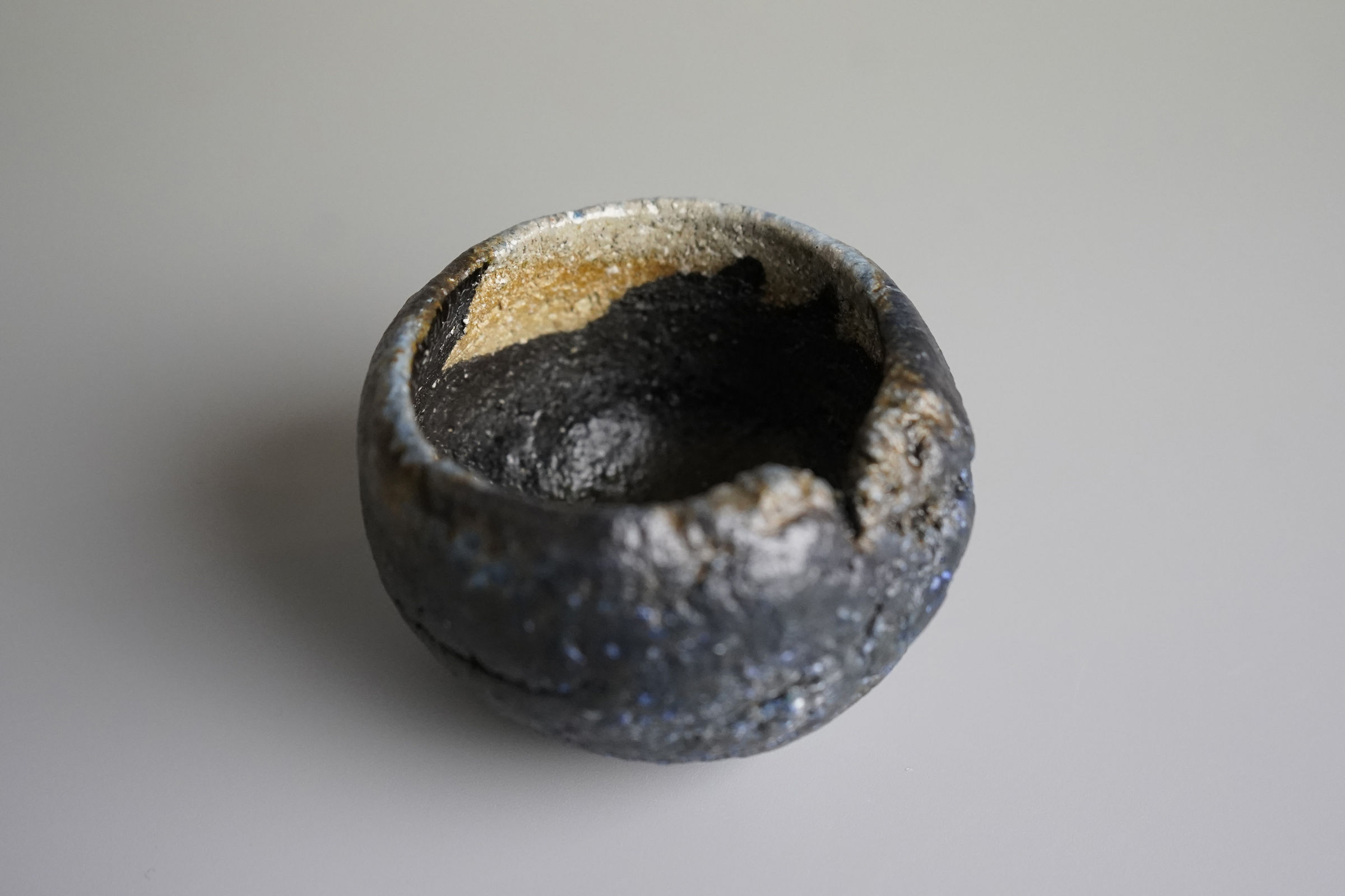 Isezaki Koichiro 伊勢﨑晃一朗, Black Sake Cup 黒酒吞 | Dai Ichi