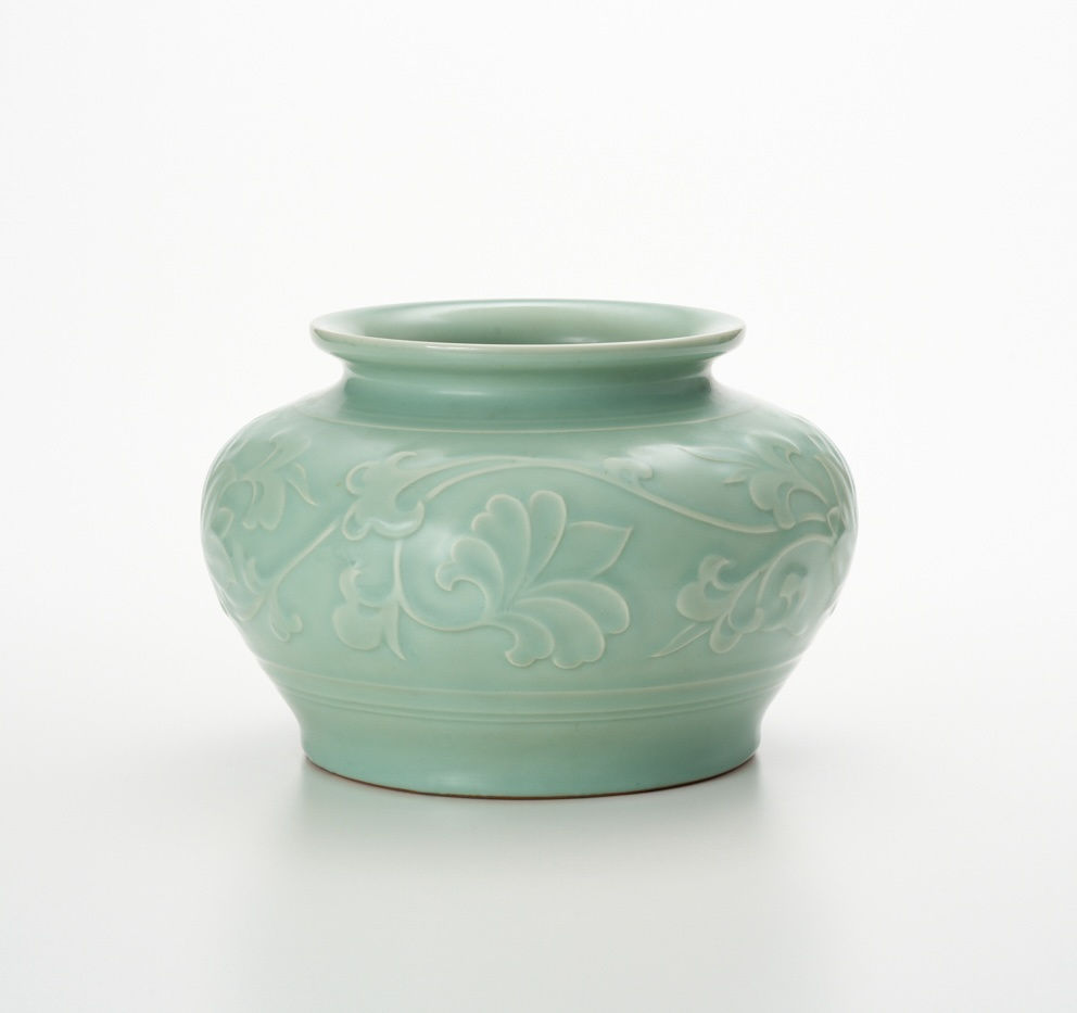 宮永東山, 青瓷楓彫文花瓶| Sokyo Gallery