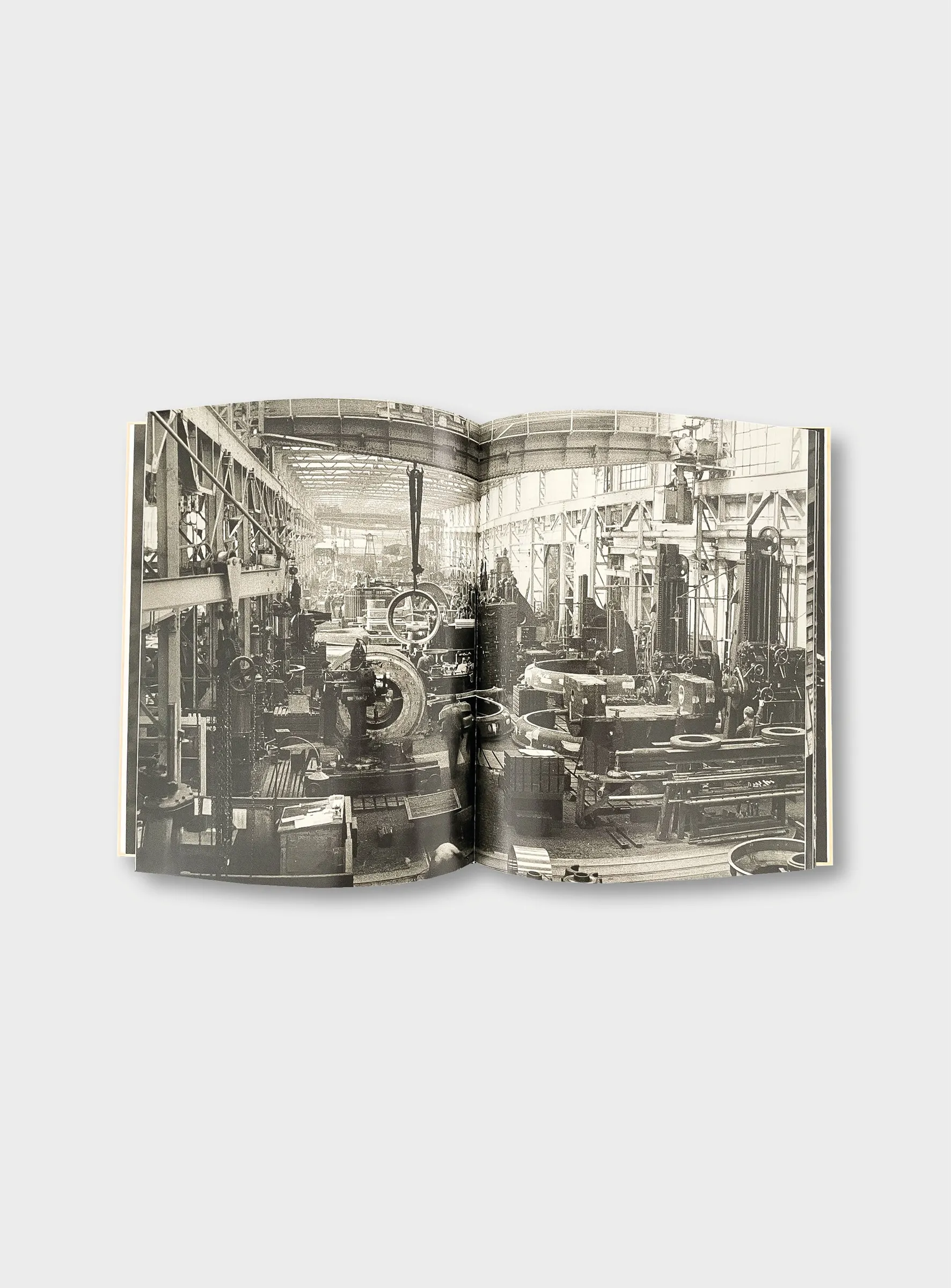 Publication: Jakob Tuggener: Books and Films - 700 CHF | Bildhalle