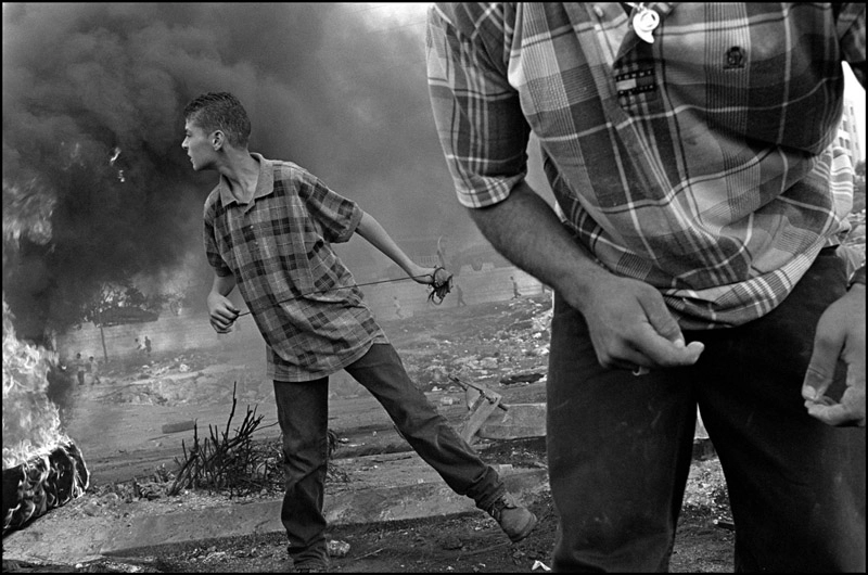 Larry Towell - No Man's Land | Stephen Bulger Gallery