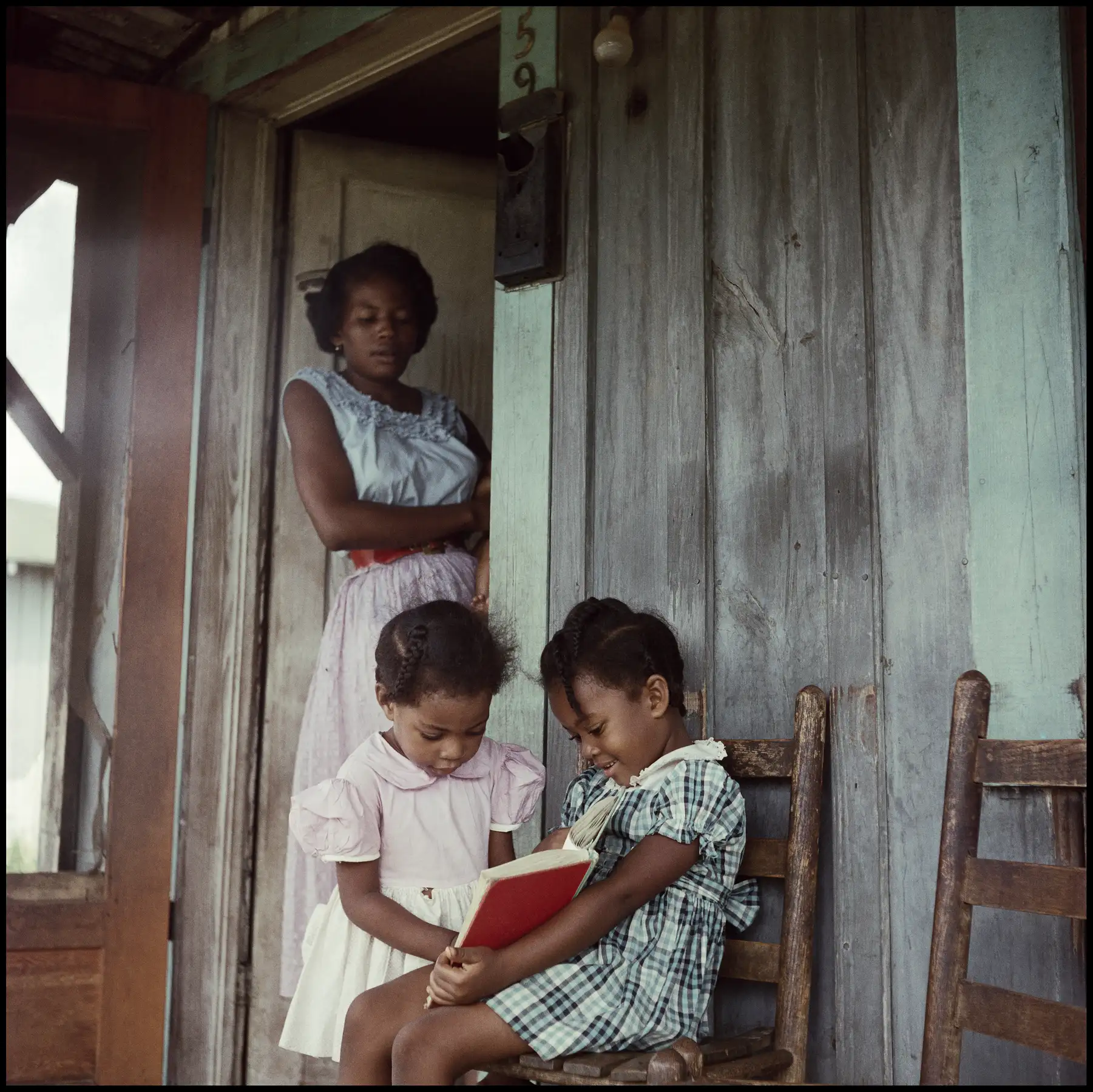 Gordon Parks, Untitled, Mobile, Alabama (37.039), 1956