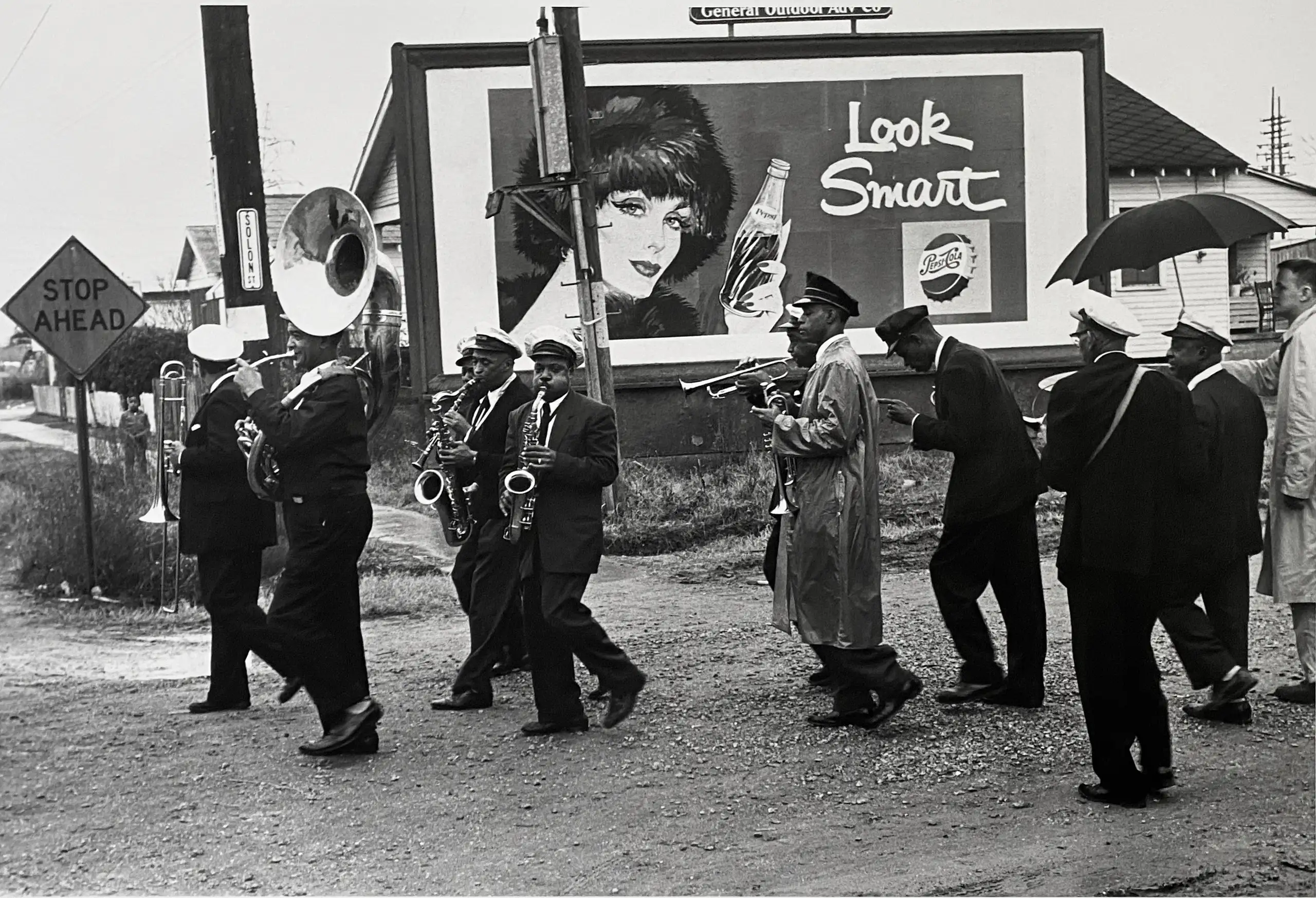 Draped Nude with circle, Bromografia 109