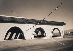 Tri-Arch, 1975 (p.l.)
