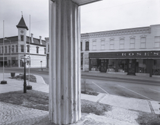 Column at Newbury County Courthouse, US 76, SC 34, Newberry, SC, 1976