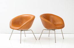 A Pair of Arne Jacobsen Pot Chairs