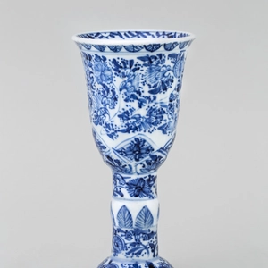 A CHINESE BLUE & WHITE STEMCUP, Kangxi (1662 – 1722)