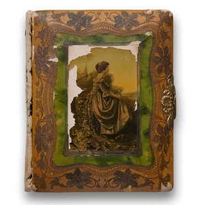 Lola Schnabel, WOMAN, 2016