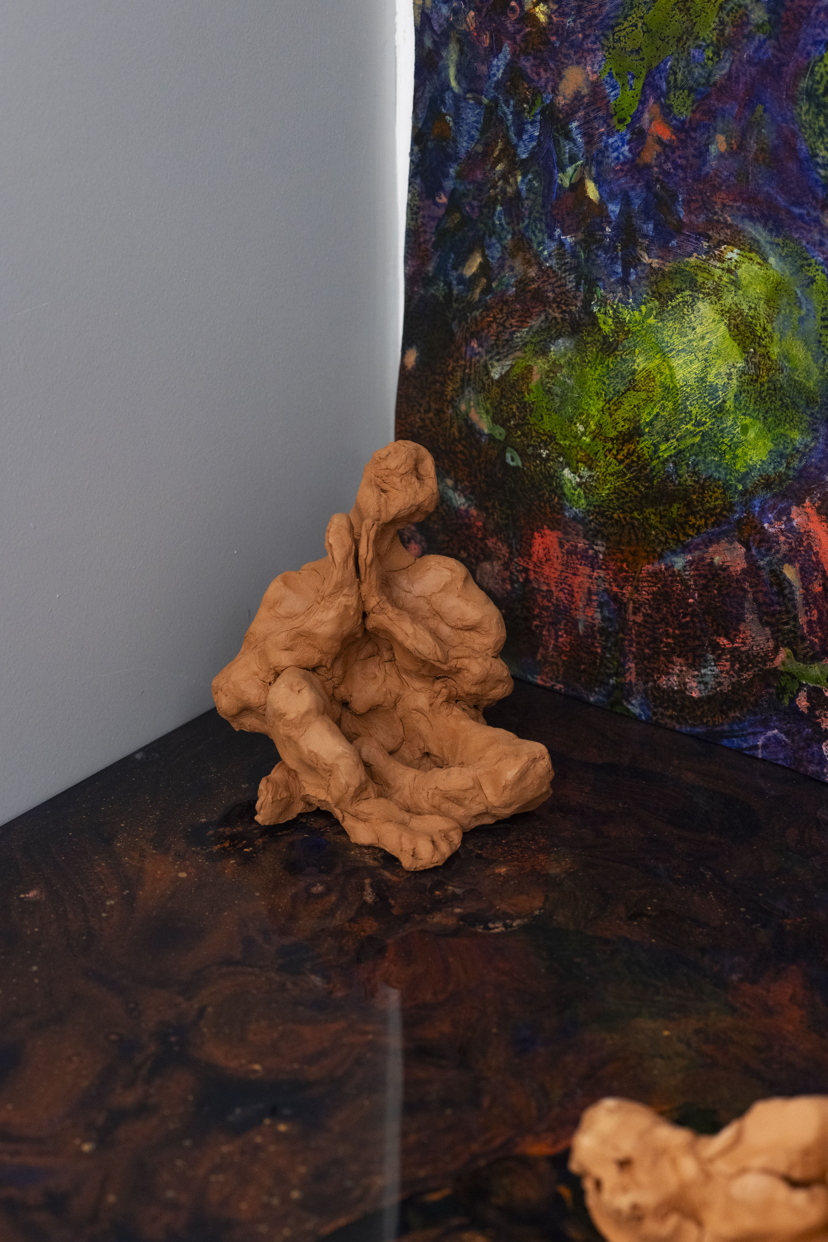 In the final room on the upper floor, the figures in the works confront us with their resignation. Without resistance,...