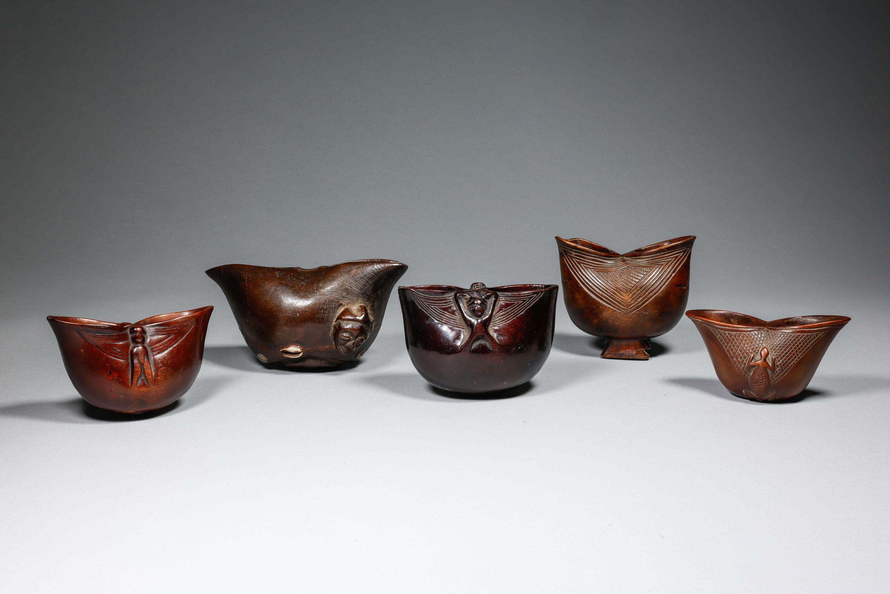 Ensemble de coupes Yaka / suku République Démocratique du Congo Provenance: Collection française