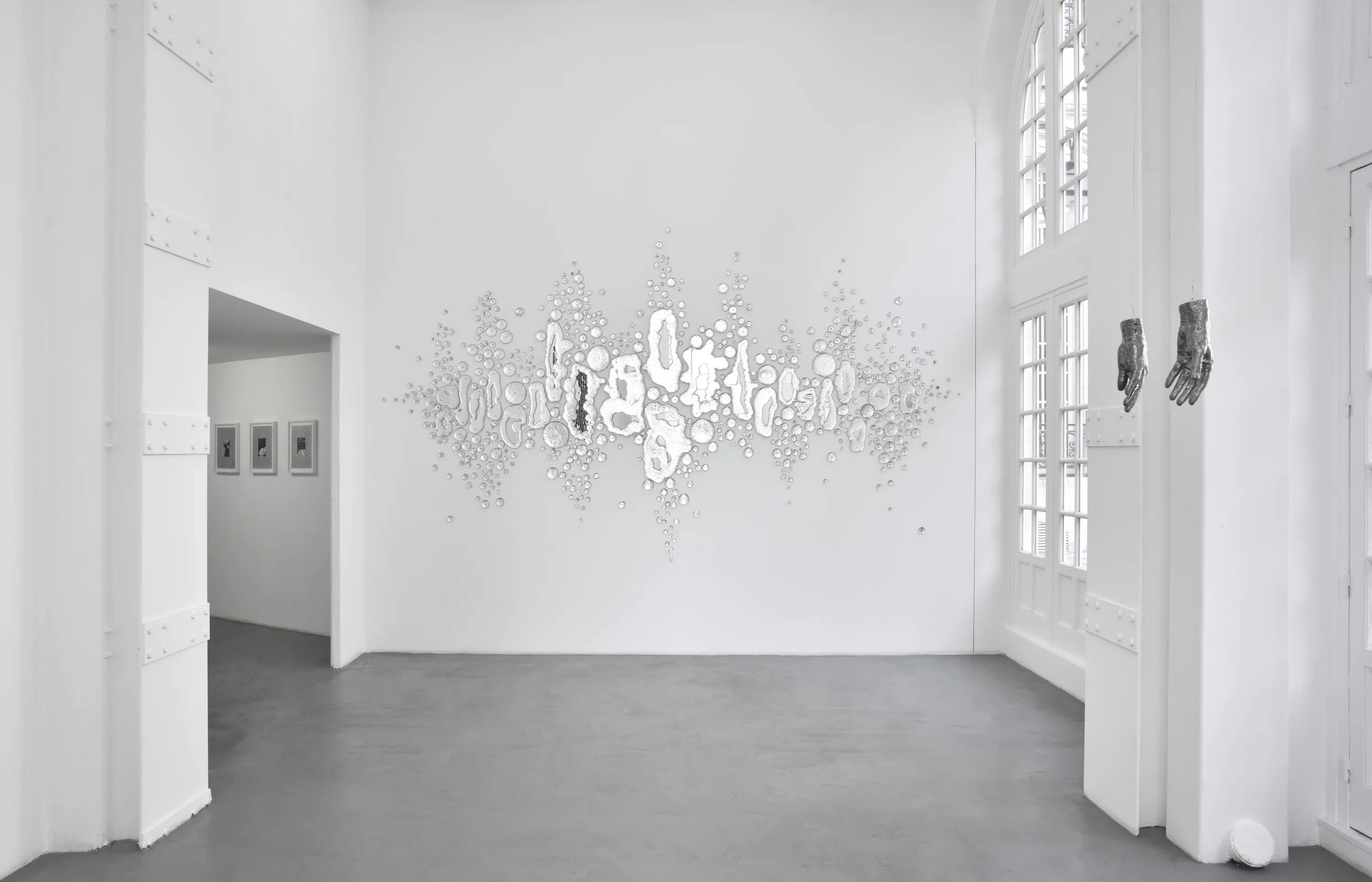 Rob Wynne began his artistic career in the late 1970s already exploring the guiding thread of his work: textual material....