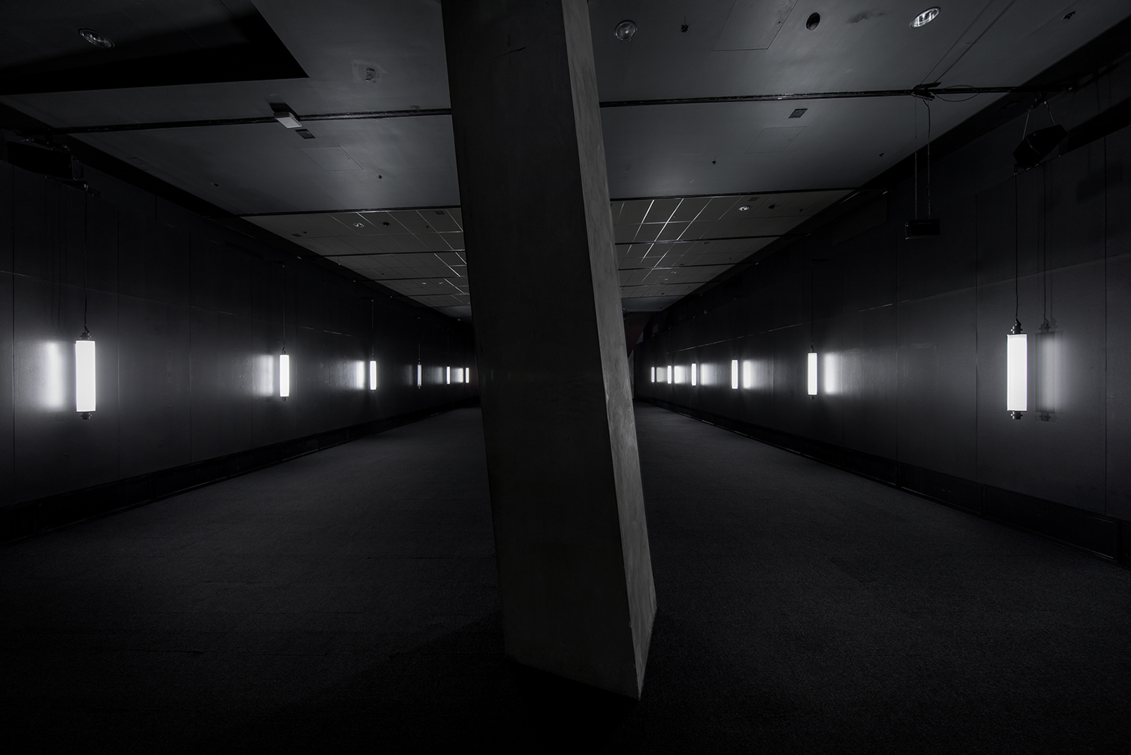 Philippe Parreno Thenabouts