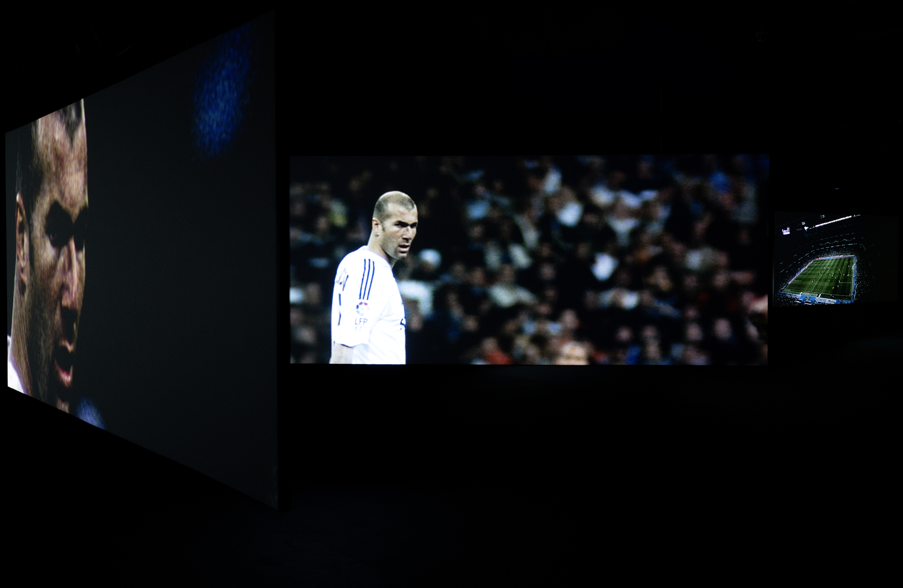 Zidane: A 21st Century Portrait Douglas Gordon & Philippe Parreno