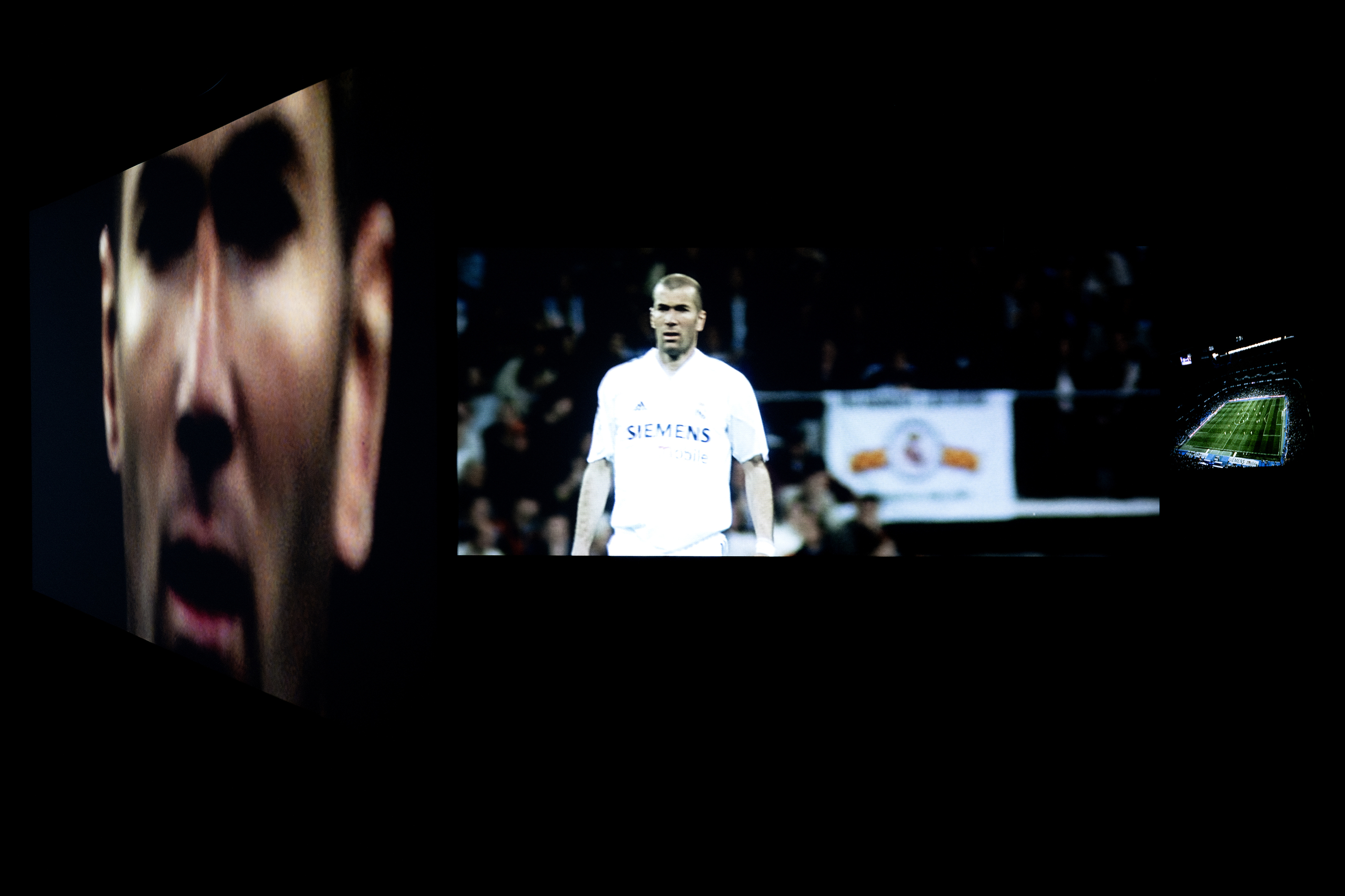 Zidane: A 21st Century Portrait Douglas Gordon & Philippe Parreno