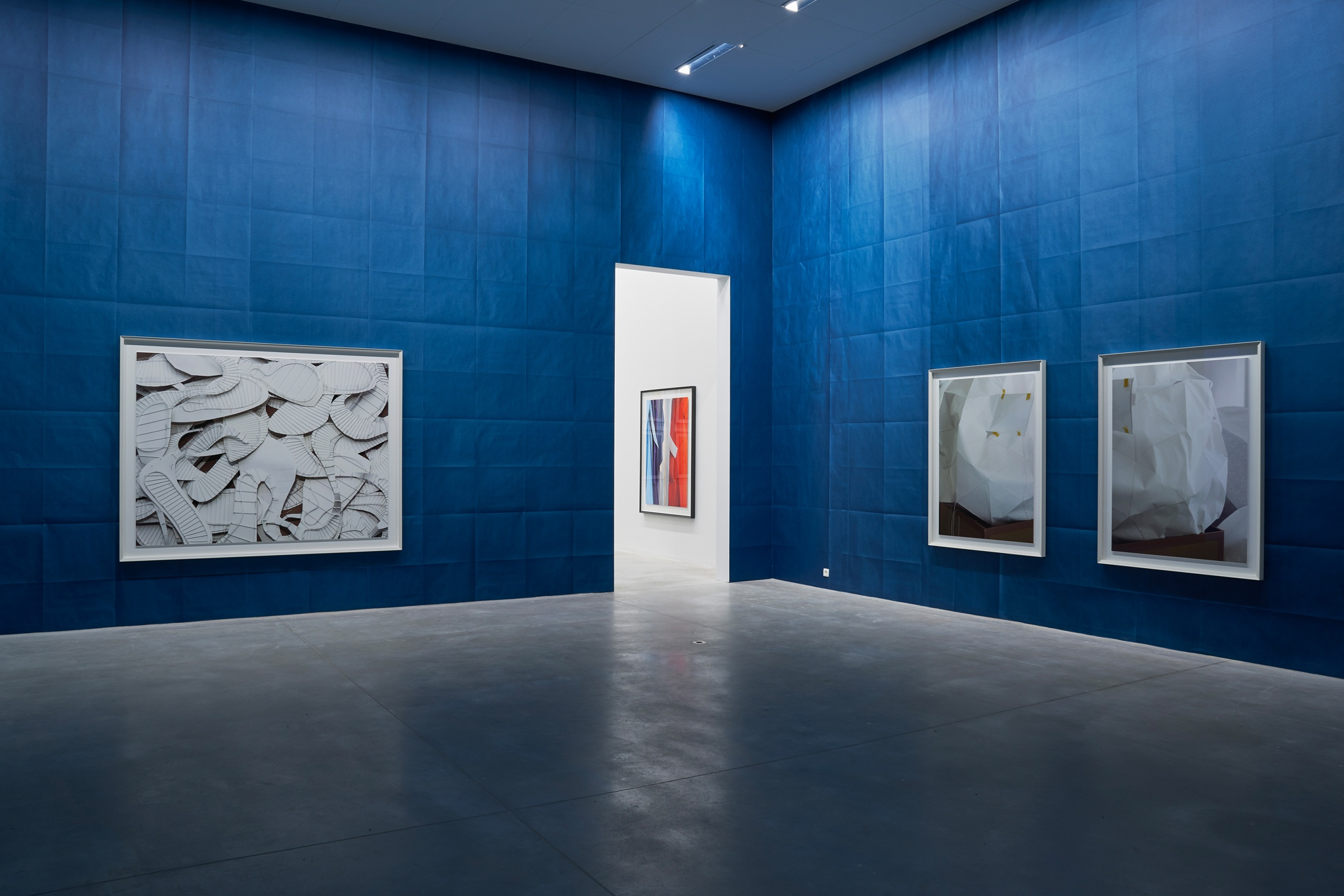 HOUSE OF CARD Thomas Demand