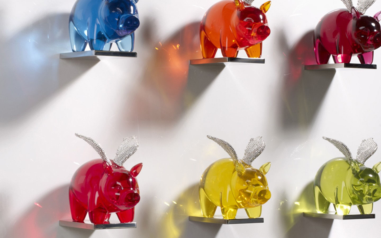 Iconic Warhol, Montoya, Perucchetti