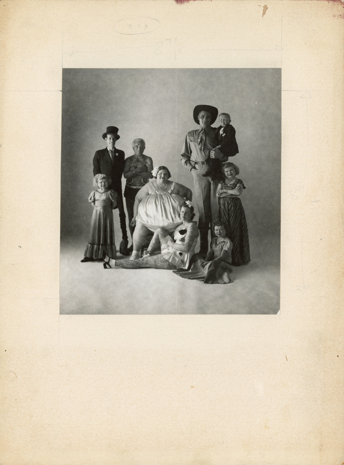 IRVING PENN (AMERICAN, 1917 &ndash; 2009)