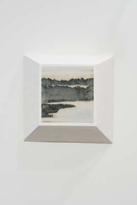 Not Vital Landscape, 2017 pedra e gesso 75 x 76 x 26 cm