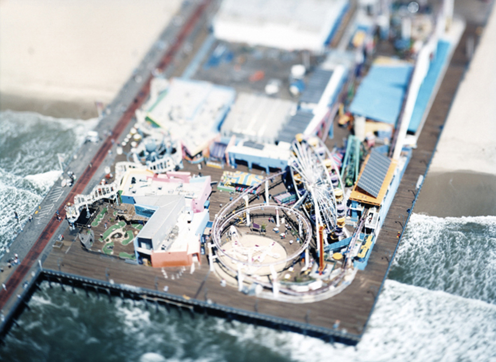 site specific_los angeles 05 (Santa Monica Pier), 2005.&nbsp;Archival pigment print,&nbsp;50 x 68 inches.