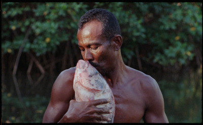 jonathas de andrade, O peixe, 2016