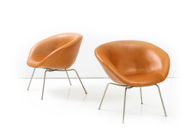A Pair of Arne Jacobsen Pot Chairs