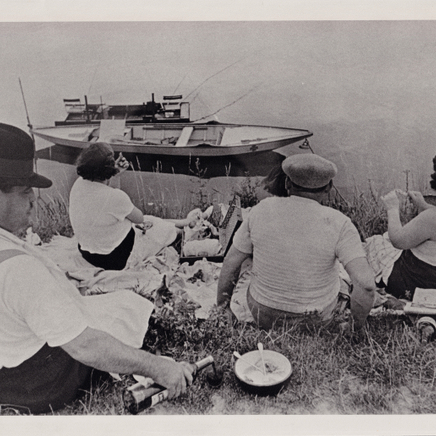 Henri Cartier-Bresson - River Marne, 1938