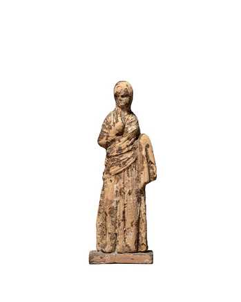 Greek figure of a woman, c.3rd century BC