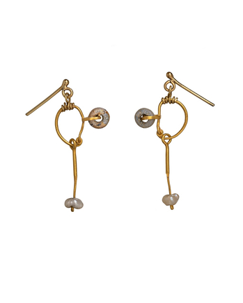 Roman earrings, 2nd-3rd century AD