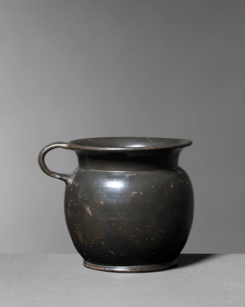 Greek black-glaze mug, Apulia, c.4th century BC