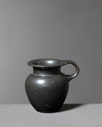 Greek black-glaze mug, Apulia, c.4th century BC