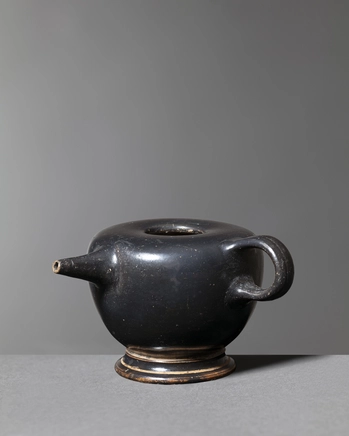 Greek black-glaze guttus, Athens, late 5th century BC