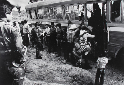 Larry Towell, El Petén, Guatemala, 1987