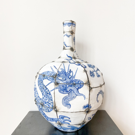 Hannah Kidd, Tani-vase, 2020