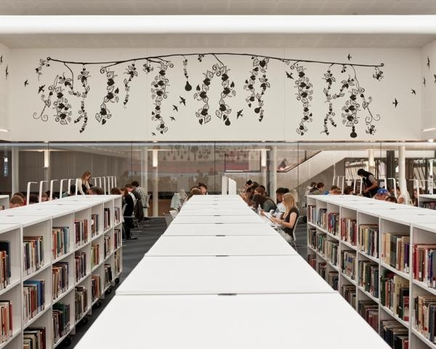 Lonnie Hutchinson | 'All that you breathe'. Kelburn Library, University of Wellington