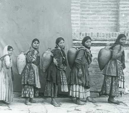 Ernest Hoeltzer , Nestorian girls carrying water, Late 19th Century