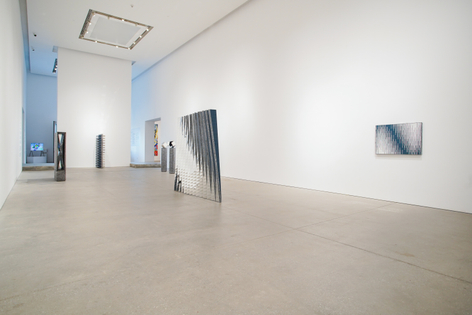 Aref Montazeri: Mirror