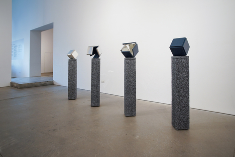 Aref Montazeri: Mirror