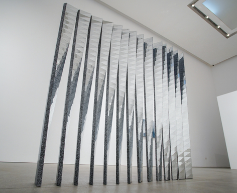 Aref Montazeri: Mirror