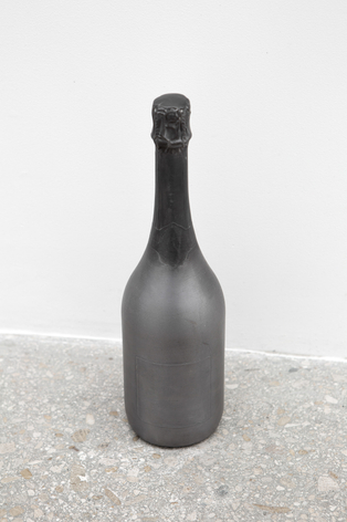 Alicja Kwade, The heavy weight of lively light (Deutz)