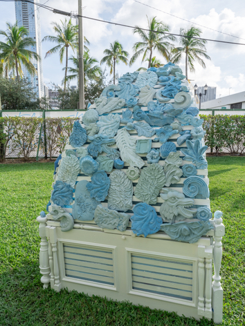 Sculpture installation by Julie Schenkelberg at NADA Miami