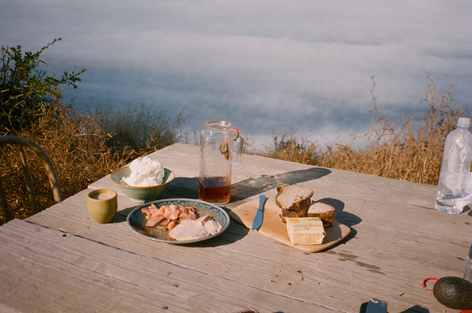 Magdalena Wosinska&nbsp;, Above the Clould Line,&nbsp;2015