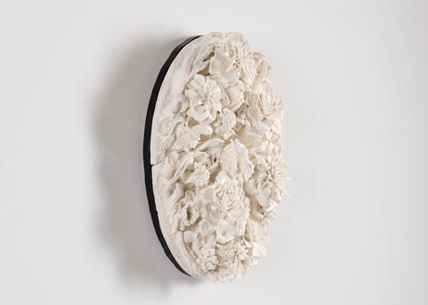 Pottier wall sculpture white