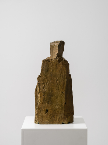 CHUNG, Hyun, Untitled, 1998, Bronze, 45 x 22 x 17 cm&nbsp;