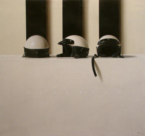 Fernando O'Connor, Three Helmets