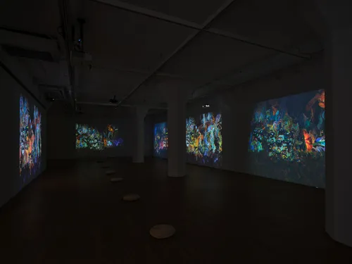 WANG Chen, Touching Red