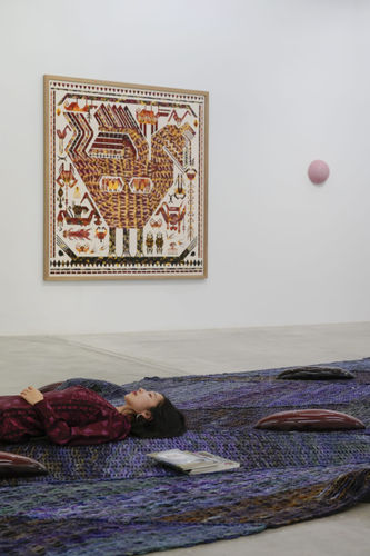 Jennifer Tee on Tulips, Documenting Migration, and Living at the Margins of History