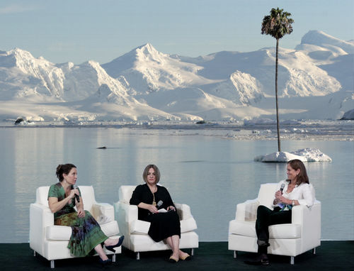 MaryLinda Moss, Consuelo Eckhardt and Beatriz Esguerra. An image by Max Steven Grossman in the background.