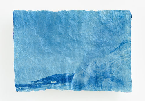 Sea Air (9/10), 2019 手漉き和紙雁皮紙にサイアノタイプ・プリント H29 × W42 cm H11.4 × W16.5 in. 堀江 美佳